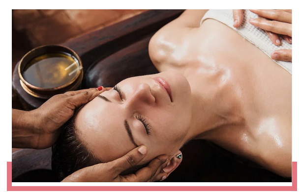 El Abhyangam es una de las técnicas básicas del sistema de medicina india ayurveda. Consiste en una técnica de masaje corporal con aplicación de aceites y esencias elegidos en función del estado de cada dosha en el momento de efectuar la terapia.